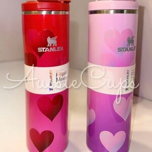Stanley SET of 2 Transient Flip Top Mug in Powder Pink & Rouge Red, Hearts